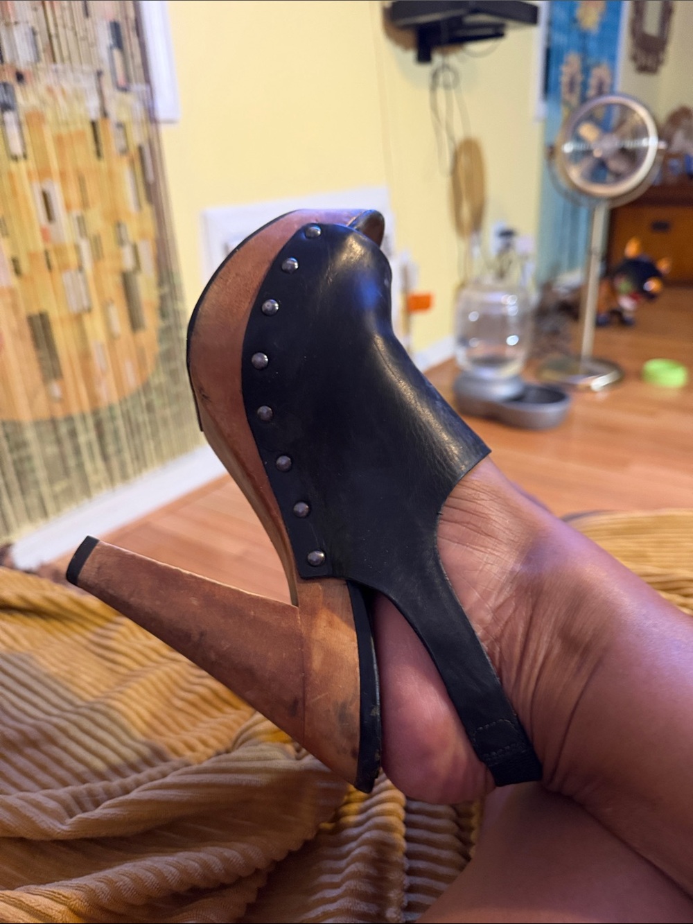 VIA SPIGA Vintage (old school) high heels
